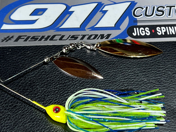 Spinnerbait - Fire Craw - Hidden Weight - RED Blade - Double Willow